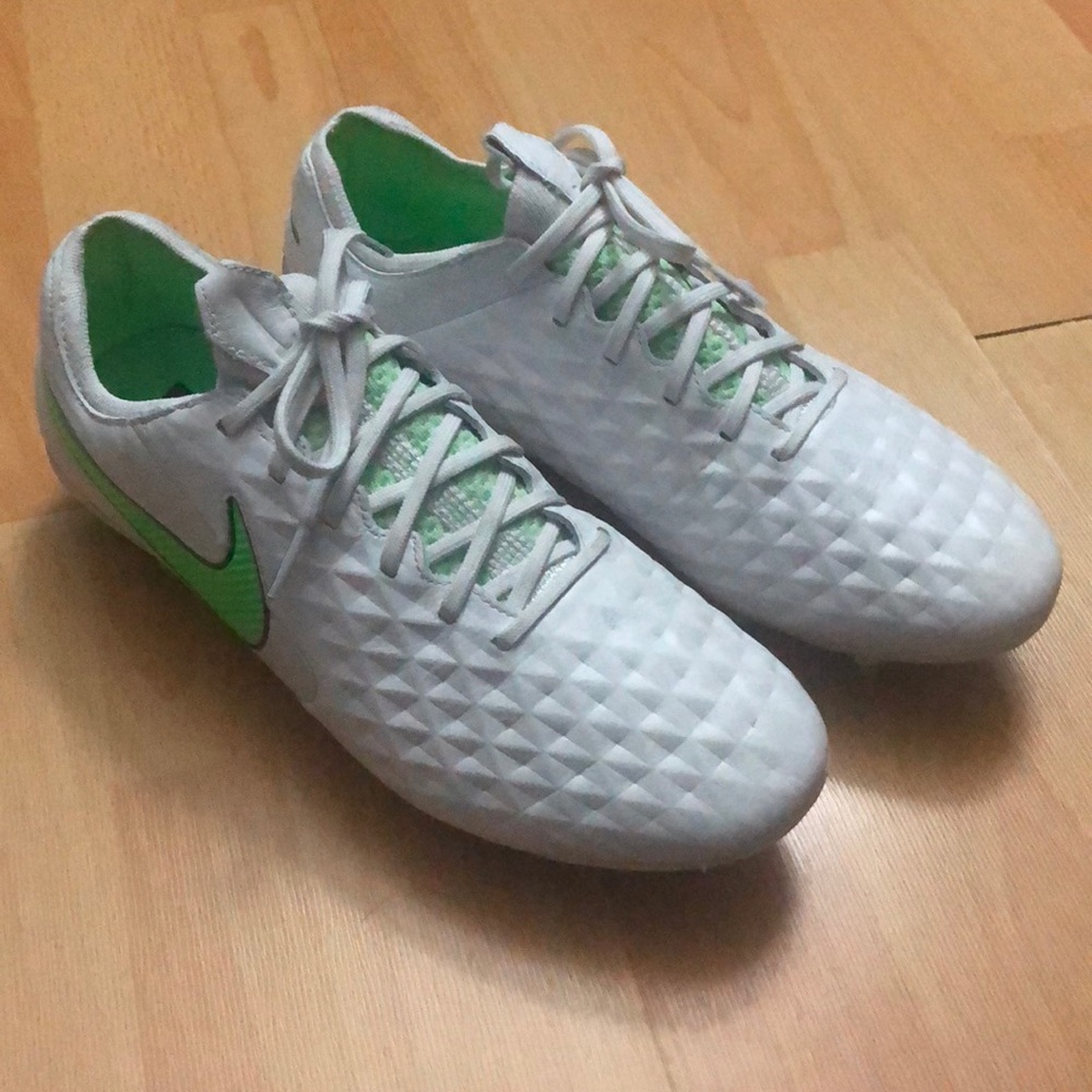 Nike Tiempo Legend 8 Elite